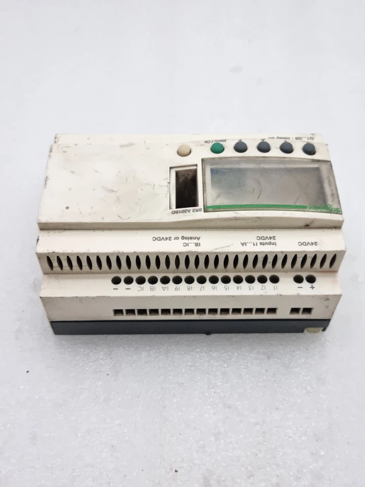 Schneider ZELIO SR2 A201BD Smart Logic Relay Module 24Vdc SR2A201BD